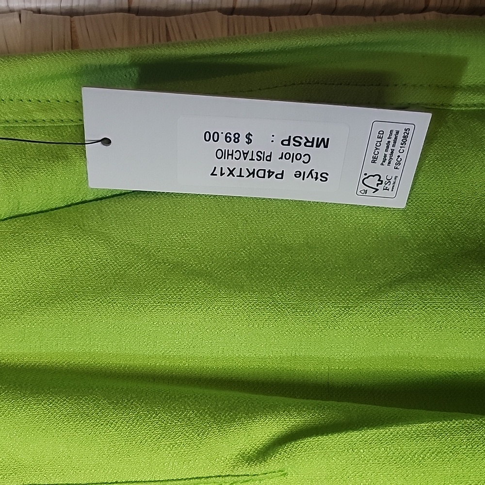 DKNY- NWT Bright Green Wide Leg Pants - Picture 4 of 8